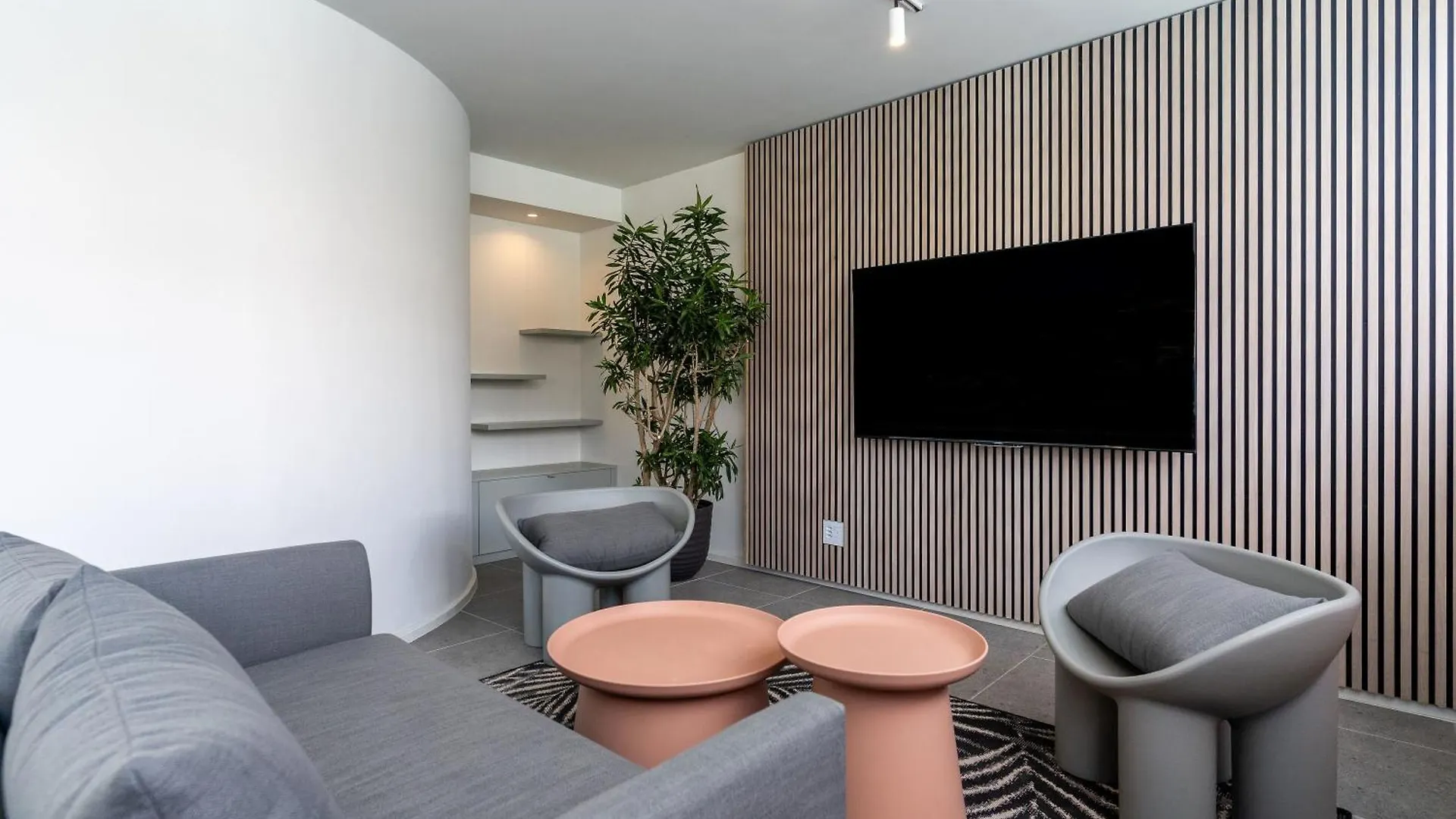 The Rose501: 5Th Floor Apartment With Rooftop Pool Cape Town