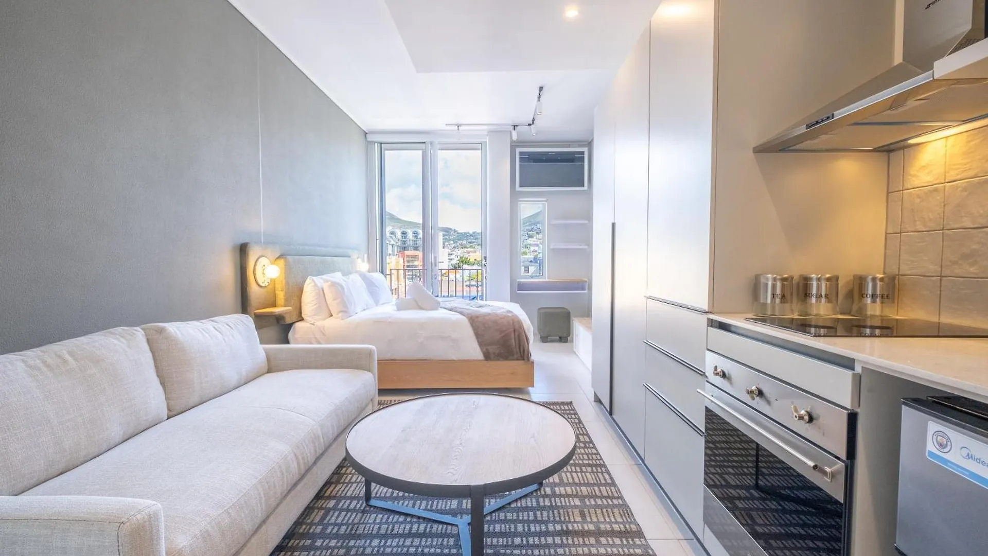 The Rose501: 5Th Floor Apartment With Rooftop Pool Cape Town South Africa